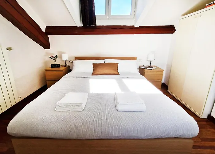 Appartement Luminoso Loft Vicino Stazione E Porta Venezia