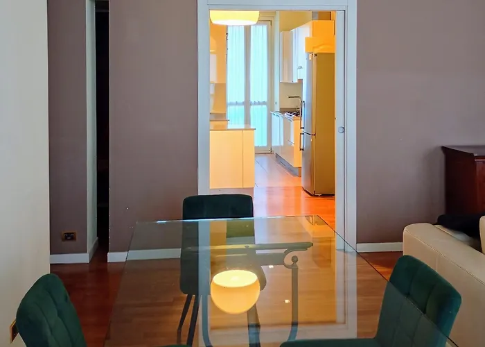 Casa Ferretti - Corso Garibaldi Milão