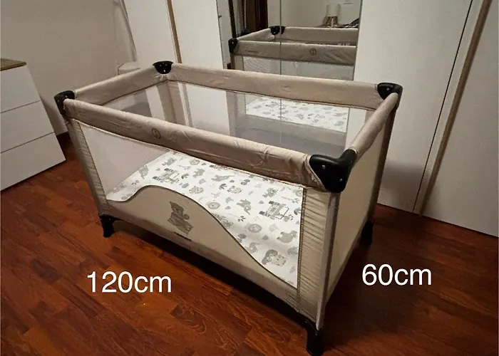 Bright Three-room 250m From The Subway *