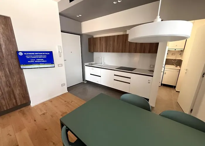 Stunning Penthouse Duomo Experience Милан