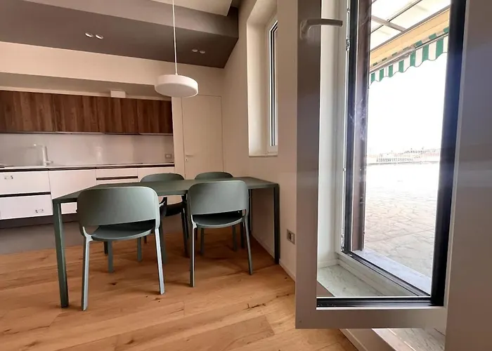 Stunning Penthouse Duomo Experience Apartment Milan