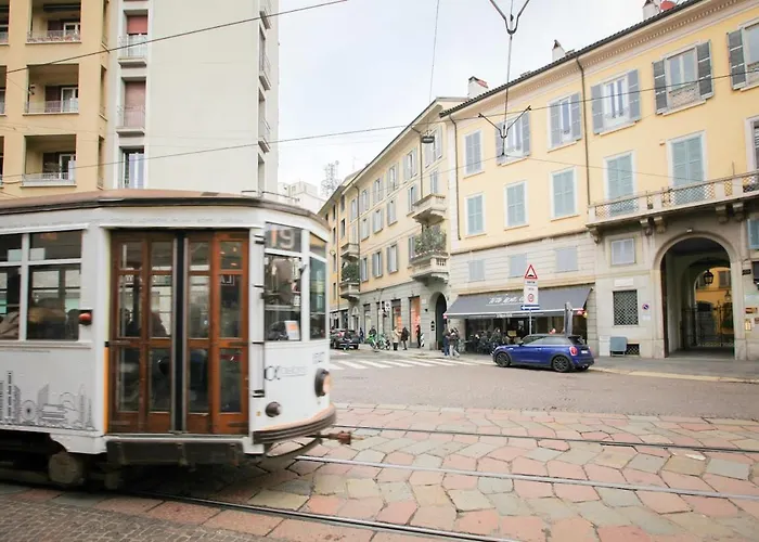 Hacca Collection - Charming In Corso Magenta Apartmán *