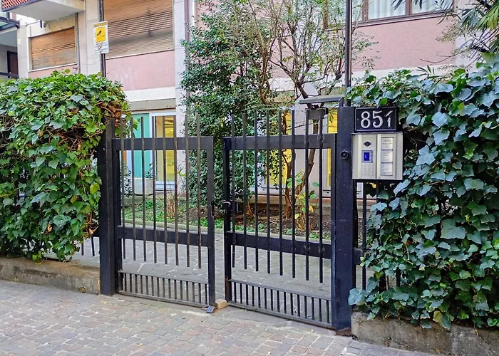 Casa Ferretti - Corso Garibaldi *