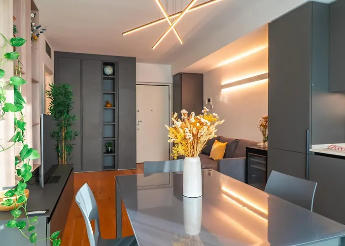 Crespi Terrace, Private Parking, A Few Steps From The Metro * Milão