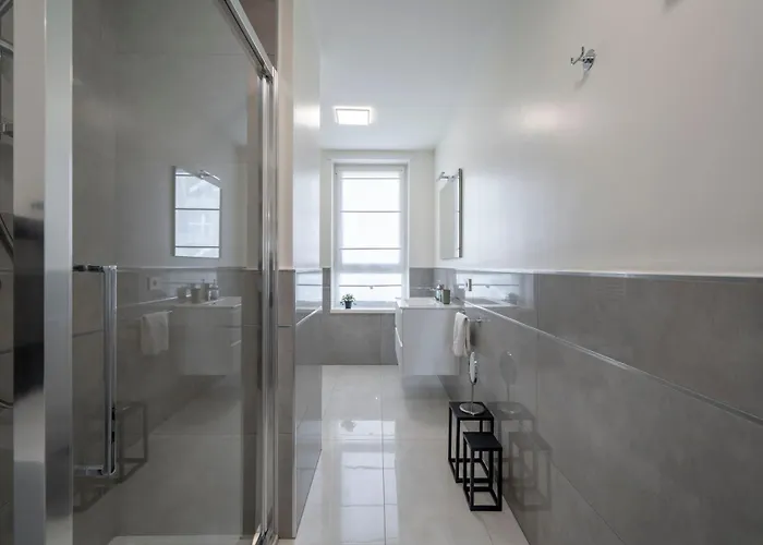 Апартаменты Elegant And Modern In