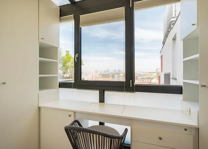 Luca Darsena Viale Papiniano Apartmán *