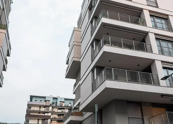 Apartamento Crespi Terrace, Private Parking, A Few Steps From The Metro