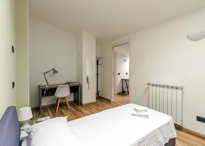 Palazzo Candiani - Stylish Steps From Polimi Bovisa Campus By Rentopolis Apartment Milan