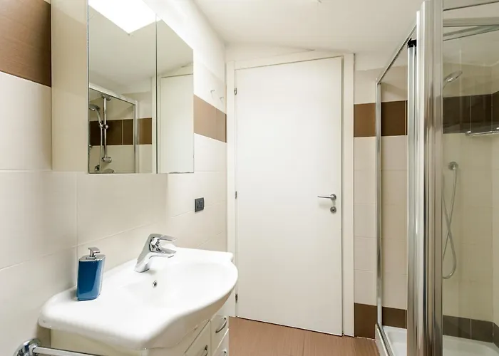 Palazzo Candiani - Stylish Steps From Polimi Bovisa Campus By Rentopolis Apartment