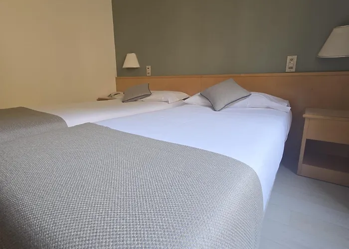 Mokinba Sant'ambroeus מילאנו