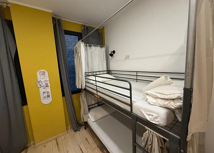 Hostel Quo