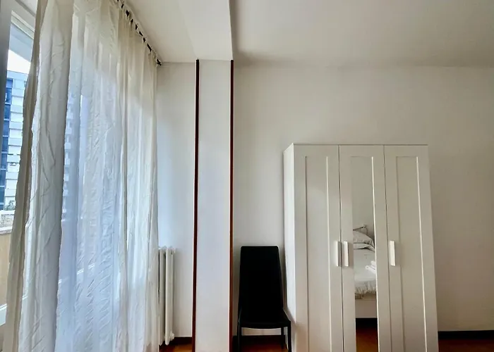 Milano Guest House Милан