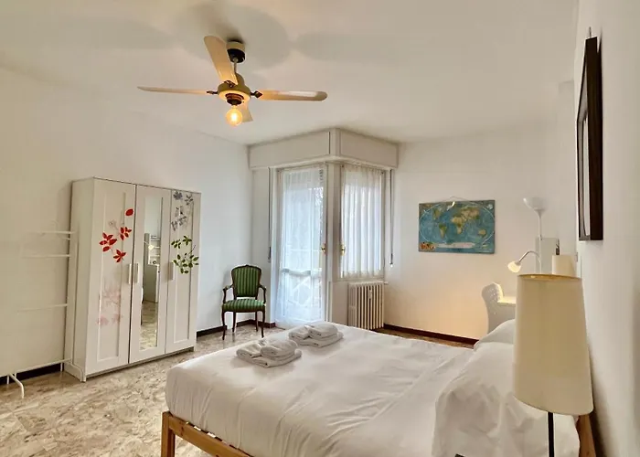 Milano Guest House Гостевой дом