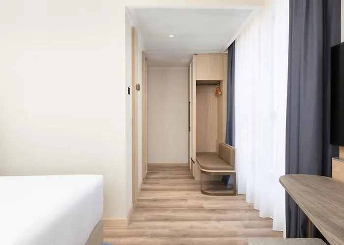 Courtyard By Marriott Linate 4* Milán