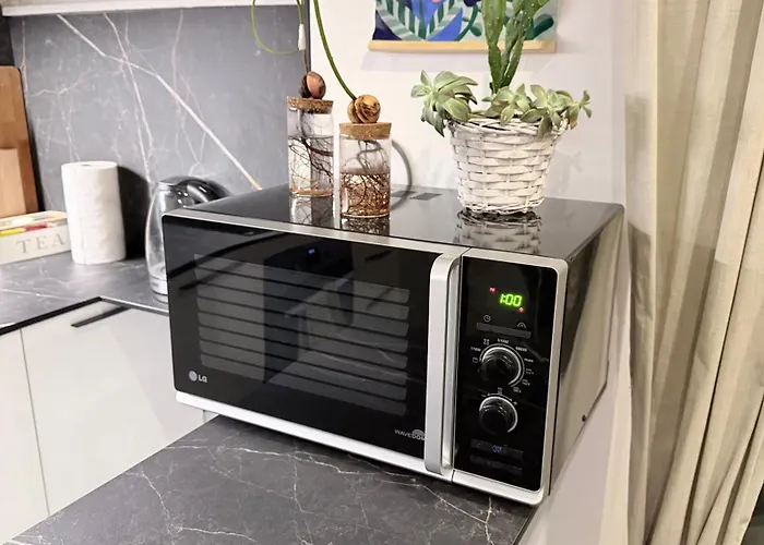 Pomodoro House - Luminoso Vicino Linate, Duomo, Fabrique, Unipol Dome Milano