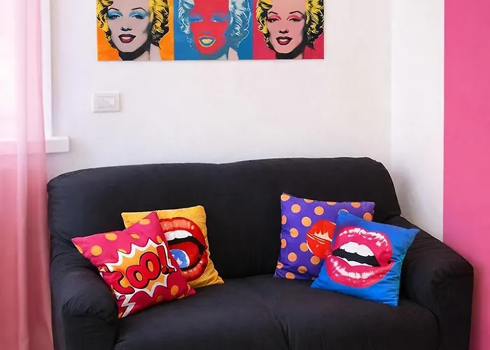 Pop Art 10 Min From Duomo ホームステイ *