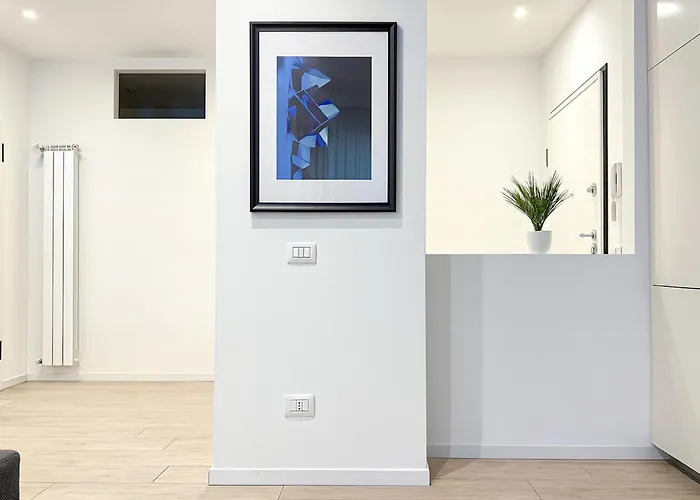 아파트호텔 The Boutique - Bande Nere M1 Metro Direct To Duomo & San Siro - Center 4*