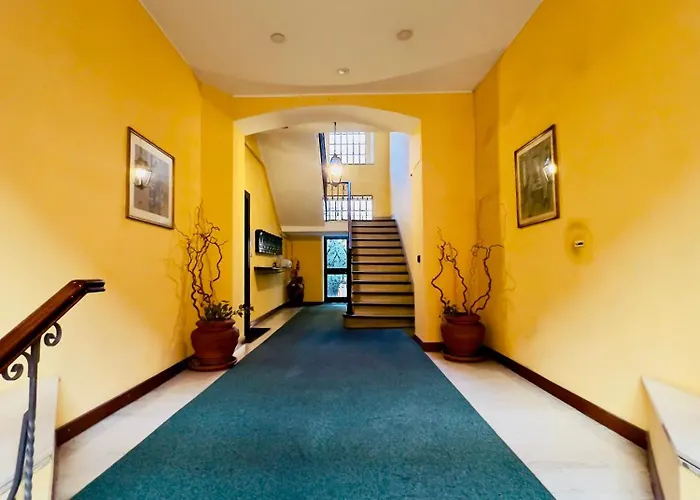 Double Charme Station * Milánó