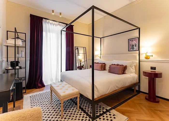 V-collection Solferino بيت ضيافة 3*