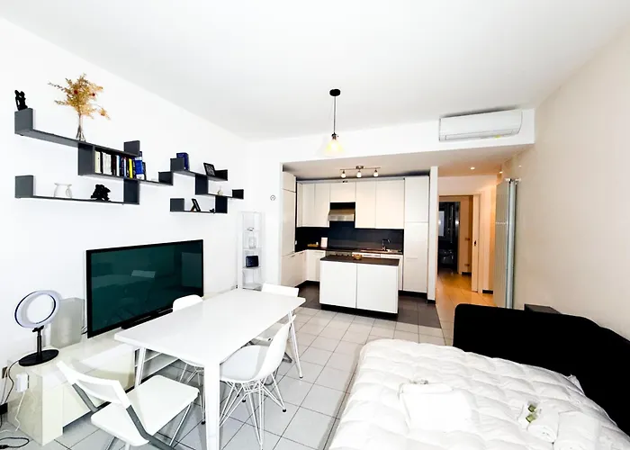 Sweet Staying At Large 3rooms In Navigli Milano