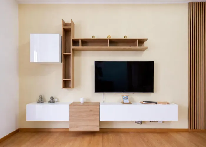 Zen Island- Isola Near Garibaldi Fs