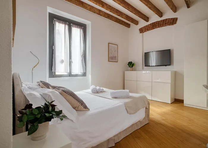 Sm Stylish - 2pax - Navigli District Appartamento