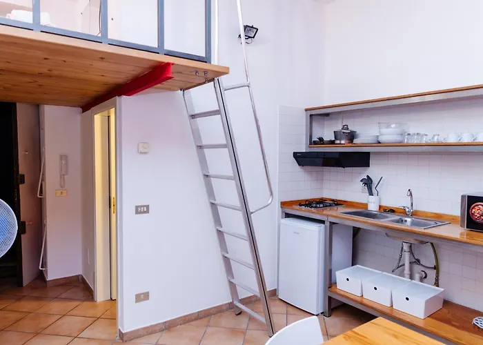 Apartment Artstay Porta Romana Parking 3th Floor No Lift