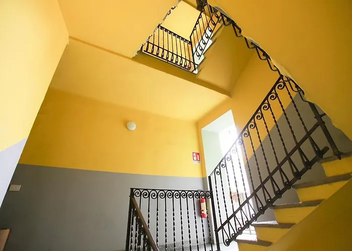 Only 10 Min To Duomo, Free Private Parking Easy Living Apartamento