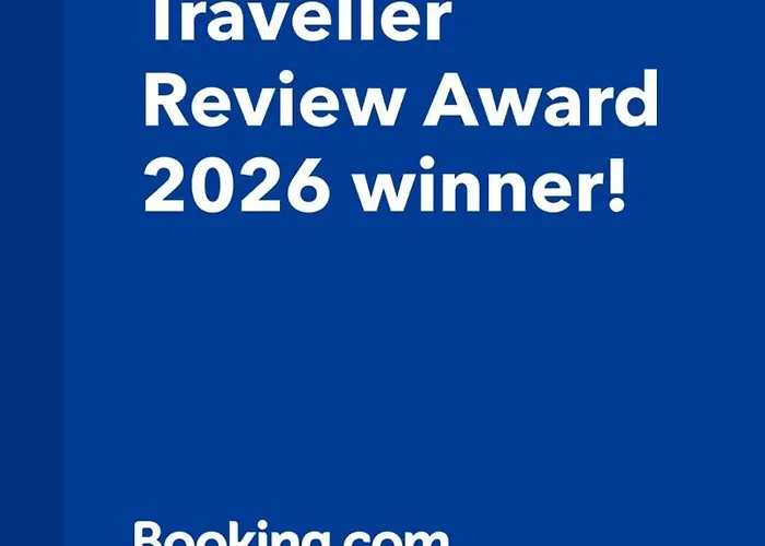 Cozy Renovated Comfort In Isola Lejlighed *