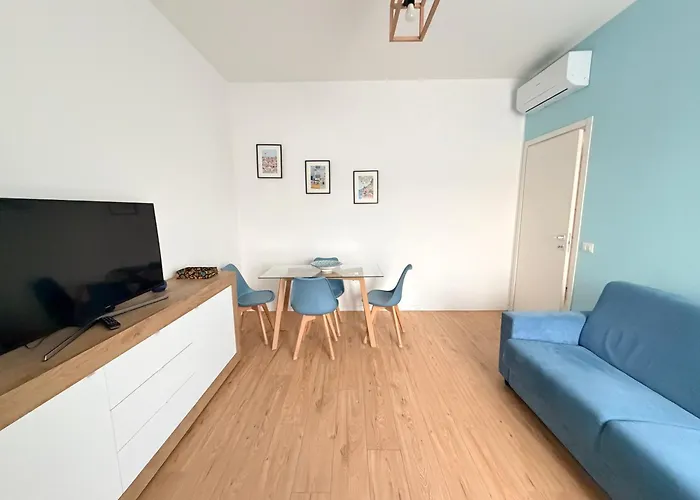 Strambhouse * Milánó