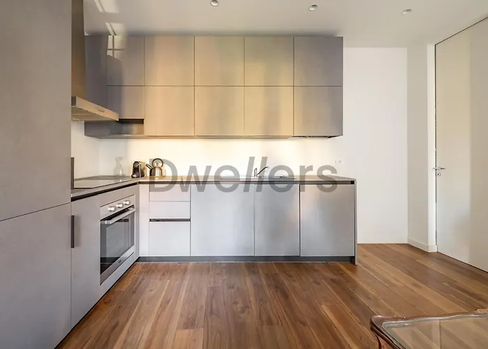 Sant Ambroeus Апартаменты Милан