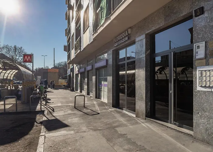 Chiara's Urban Oasis - - Duomo 8 Min *