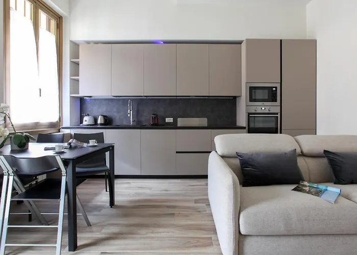 Hacca Collection - Isola-garibaldi District 1br *