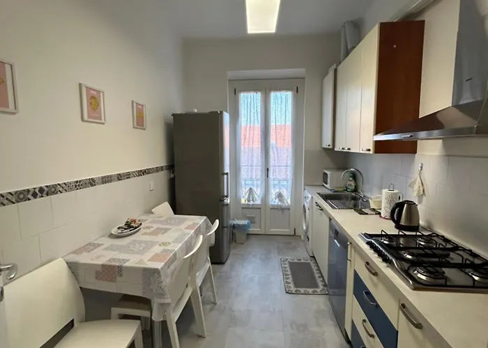 Giacomino Station * Milánó