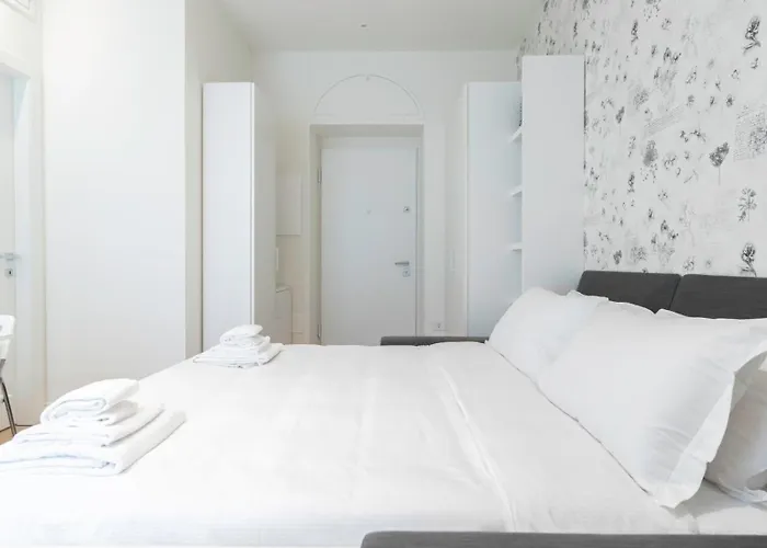 Italianway Easy - Melzo 24 Apartment *