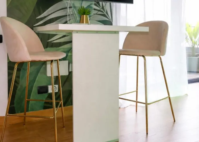 Jungle Suite&parking Apartment Mailand