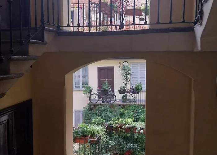 Dima's Navigli Center Apartman *