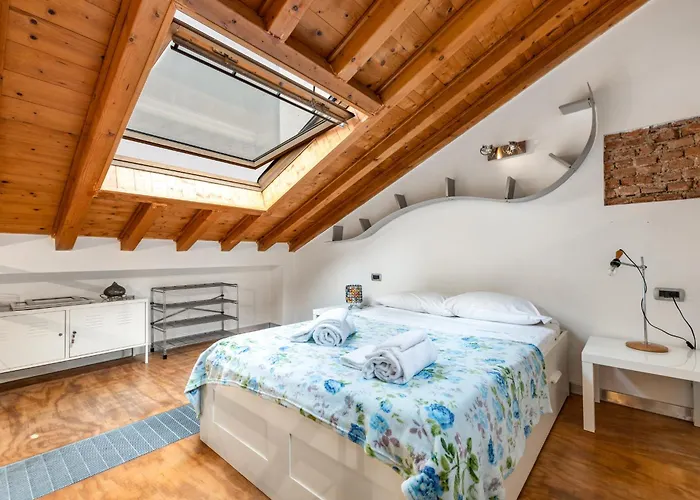 Appartamento A Loft - Metro Centro- 5 Posti