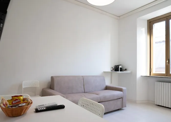 Apartamento Metro Wi-fi Easy Check-in Milão