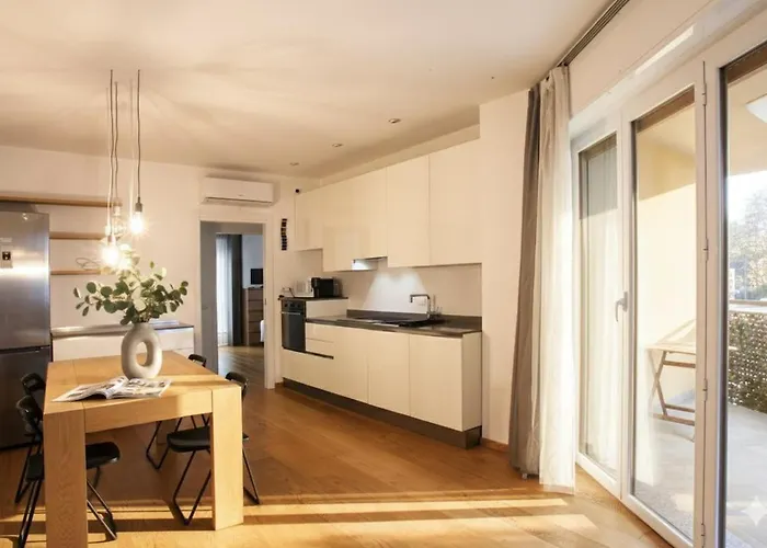 Isola Living - M3-m5 Zara Subway Apartmán Milán