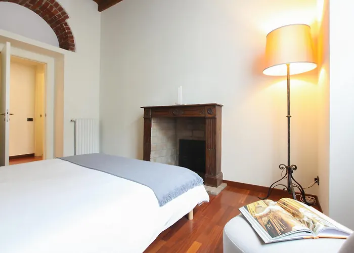 Apartament Hacca Collection - Corso Magenta, Unique And Charming 2br *