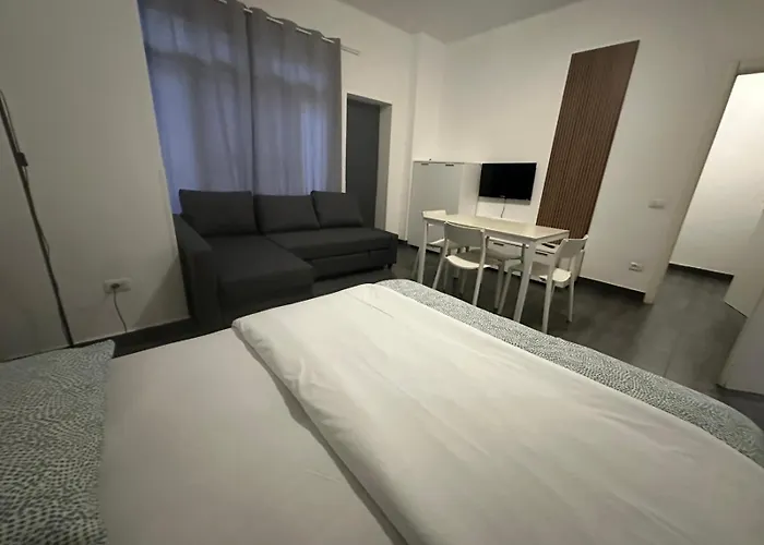 Trend Vicio La Metro Maciacchini Moderni Wi Fi Gratuito Nuova Gestione Apartment *