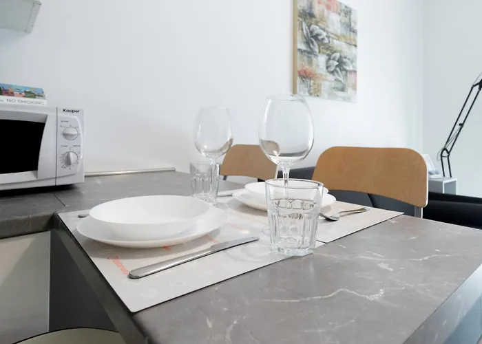 Italianway Easy - Zuretti 32 * Mediolan