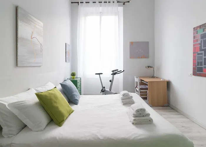 Piazza Lima 1 * Milaan