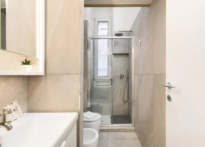 Isola Bloom - Stylish Design Flat Milão