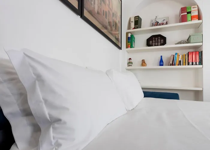 Italianway Easy - Volta 20 アパート