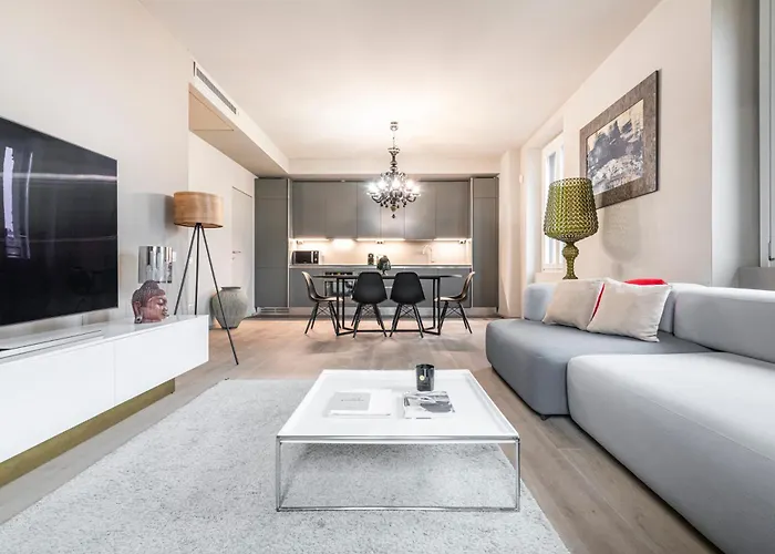 Easylife - - Suffragio 3 - Fashion District *