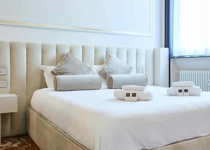 Lägenhet 3 Minutes' Walk From The Duomo Cathedral *