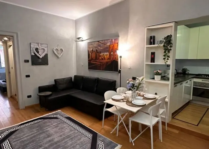 Centro Garibaldi M2 公寓