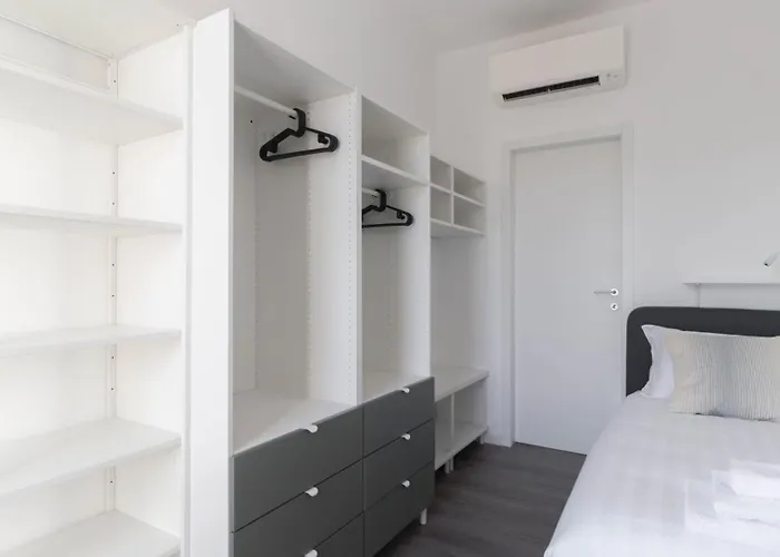 Apartmán Italianway Comfort - Boiardo 27 *